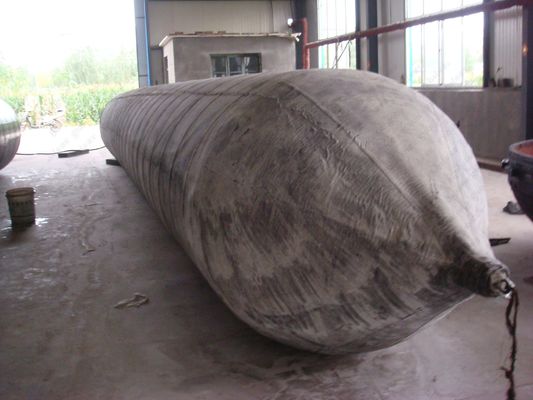 Qualità Marine Inflatable Rubber Airbag 1.8*12m per il lancio della barca fabbrica
