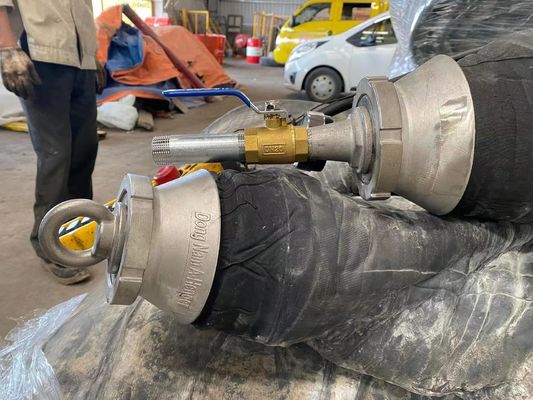 Qualità Dimensione e strati personalizzabili di Marine Boat Launching Rubber Airbags fabbrica
