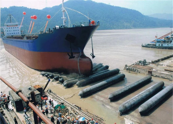 Qualità ISO 14409 Certified Pneumatic Rubber Fender - Natural Rubber Marine Airbag with 80kpa Working Pressure fabbrica