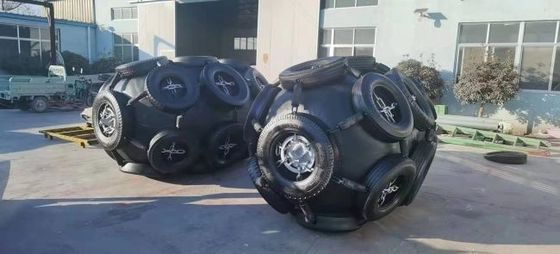 Qualità Tipo di Yokohama che fa galleggiare Marine Fender Ship Rubber Accessories pneumatica fabbrica