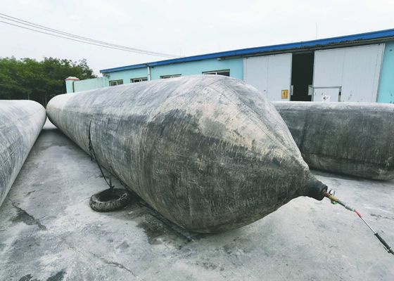 Qualità ISO 14409:2011 Airbag certificato per il lancio di navi con durata di 6-10 anni e gamma di diametro da 0,8 m a 3,0 m per applicazioni marine fabbrica